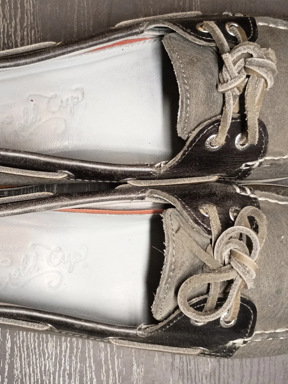 Sperry GOLD CUP Gray Leather Boat Shoes with Black Trim. Men's 10M Like NEW